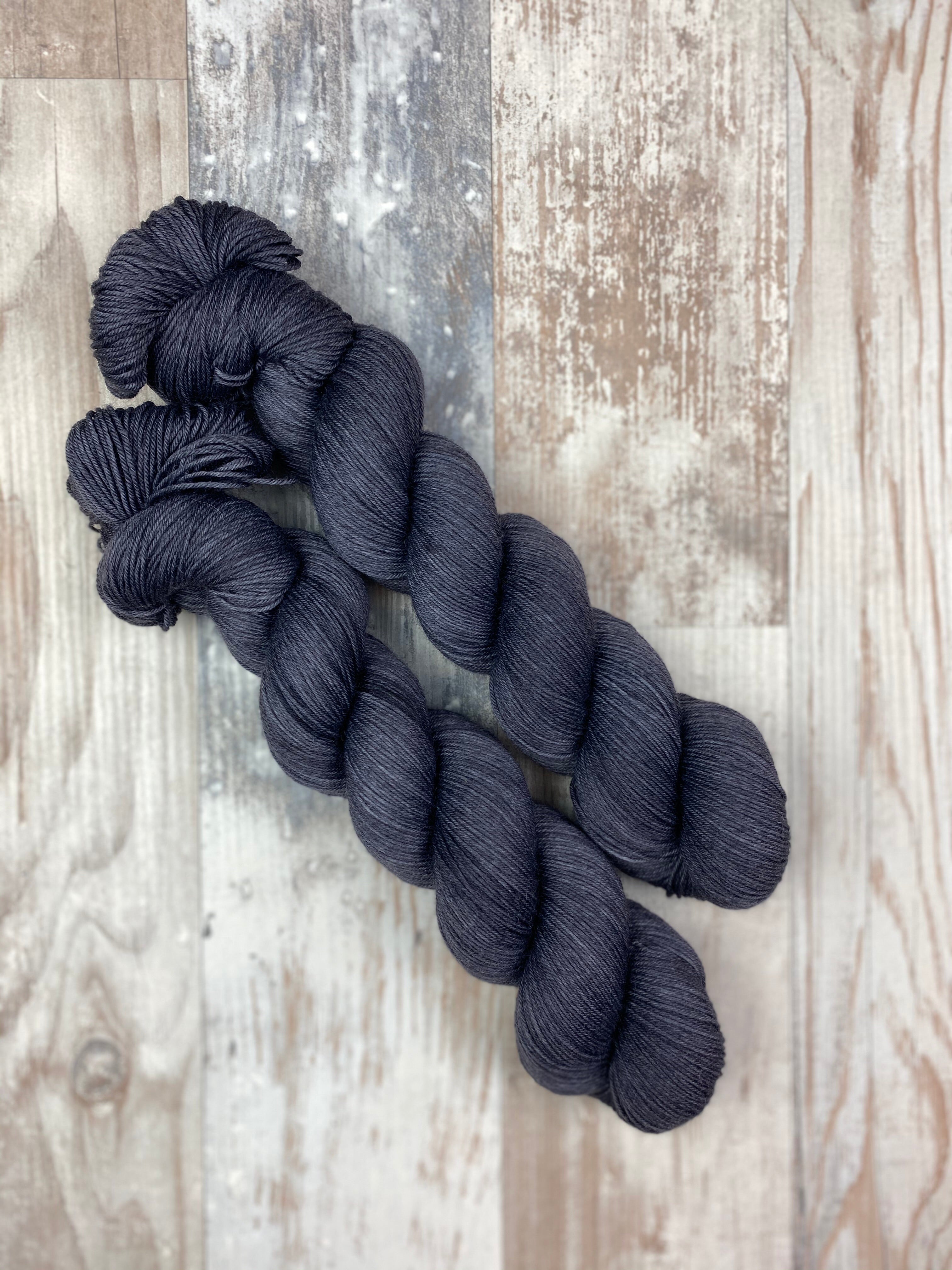 Charcoal | Semisolid 4ply